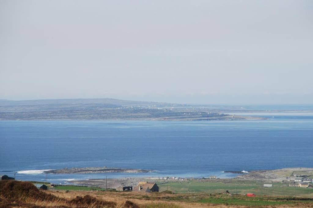 Red Stonecutters Cottage, Doolin Carrowauff 外观 照片
